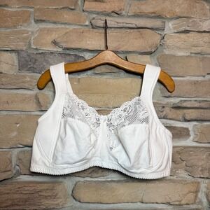 Miss Mary of Sweden Full Coverage Comfort Bra White Lace Trim Wirefree
